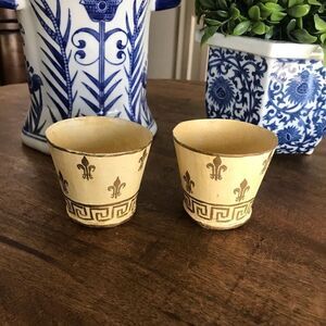 Vintage Tole Petite Cachepot fleur de lis pots
